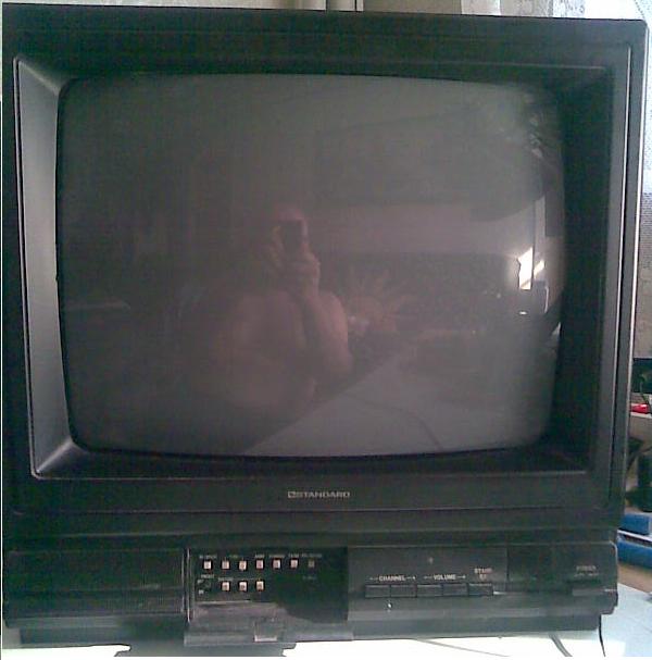 tv fata.jpg